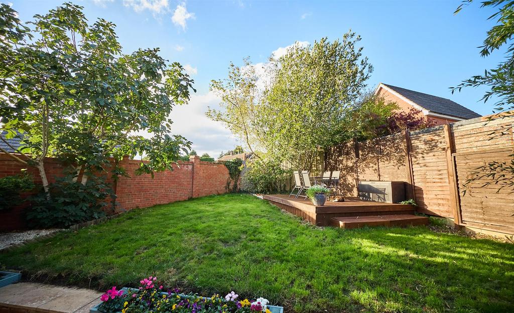 Masefield drive 16.jpg