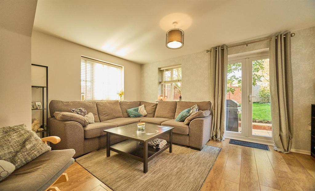 Masefield Drive 7.jpg