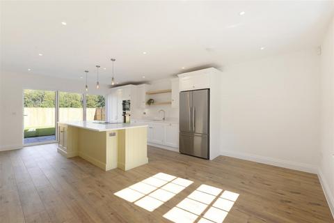 undefined, Barfield Gardens, West Malling ME19