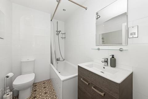 2 bedroom flat for sale, Maberley Road, Crystal Palace, London, SE19