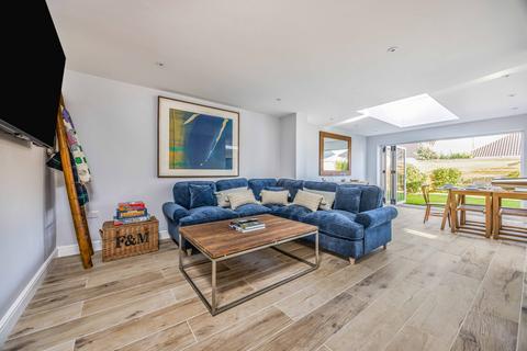undefined, First Avenue, Bracklesham Bay, Chichester, West Sussex, PO20
