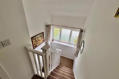 4 bedroom townhouse for sale, Charlton Crescent, Hampton Vale, Peterborough