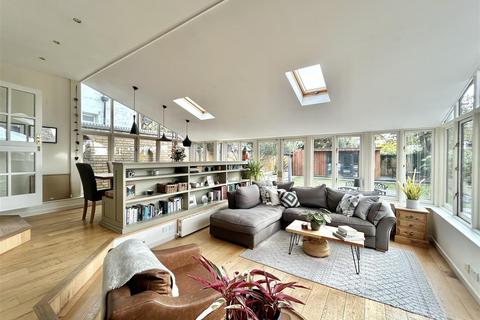 undefined, Leigh Cliff Road, Leigh-On-Sea