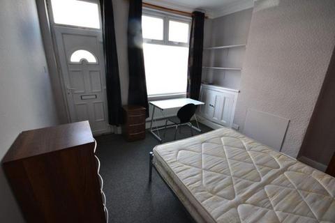 3 bedroom terraced house to rent, Jarrom Street, Leicester