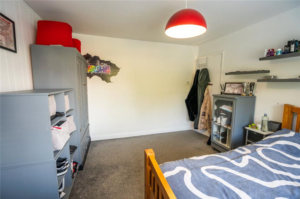 Bedroom 3 (2)