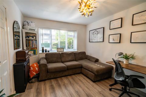11 Elm Road, Waltham, Grimsby, DN37 0HR