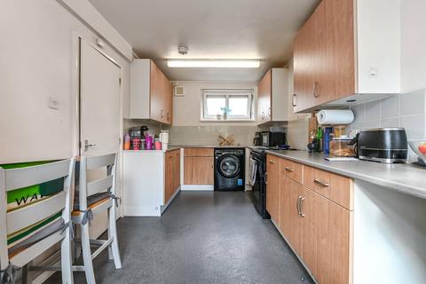 2 bedroom maisonette to rent, Islington, Islington, London, N7