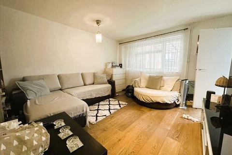 undefined, Salmond Close, Stanmore