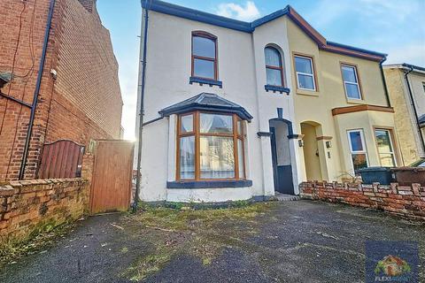 2 bedroom flat to rent, Gordon Avenue, Southport PR9
