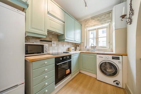 2 bedroom flat for sale, Queen's Club Gardens, London W14