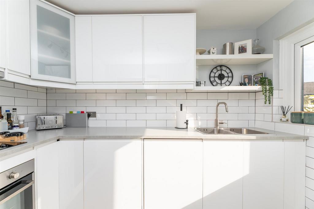 Kitchen 3.jpg