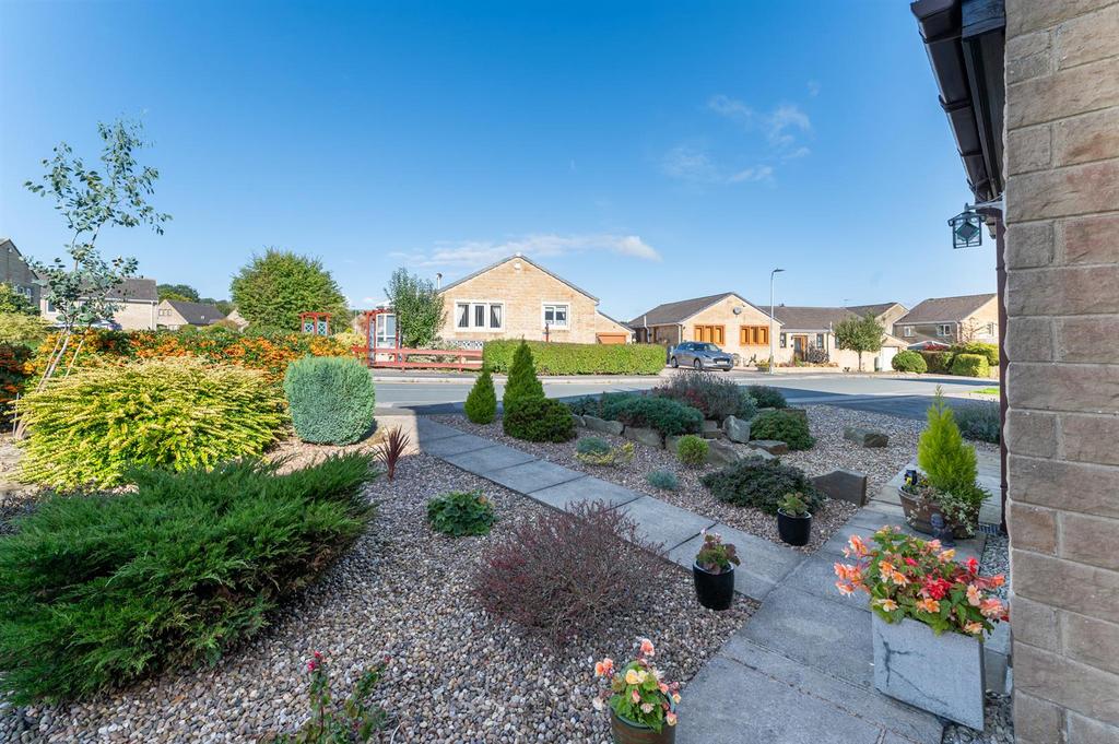 Front Garden.jpg