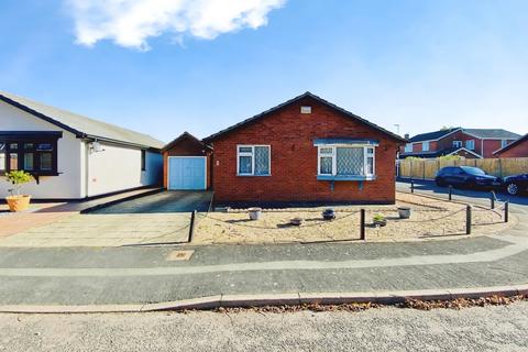 2 bedroom detached house for sale, St Hildas Close, Syston, LE7