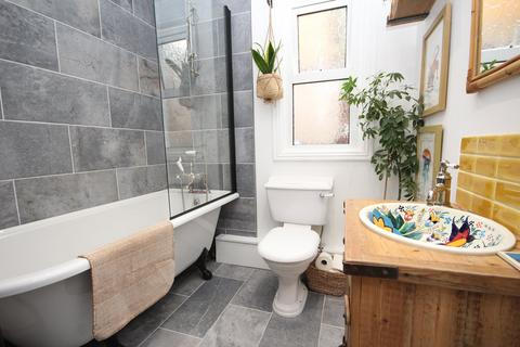2 bedroom apartment for sale, Surrey Road South, WESTBOURNE, BH4