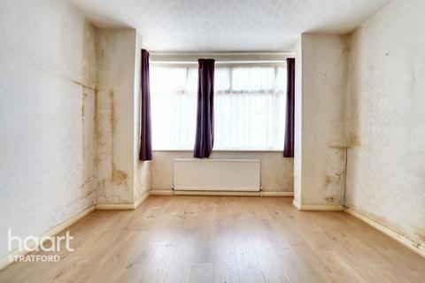 undefined, Warwick Road, Stratford