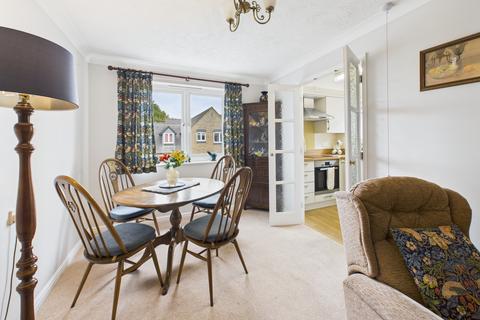 1 bedroom flat for sale, Haig Court, Cambridge