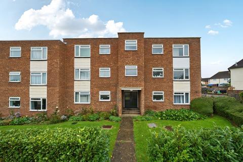 1 bedroom flat for sale, Worplesdon Road, Surrey GU2