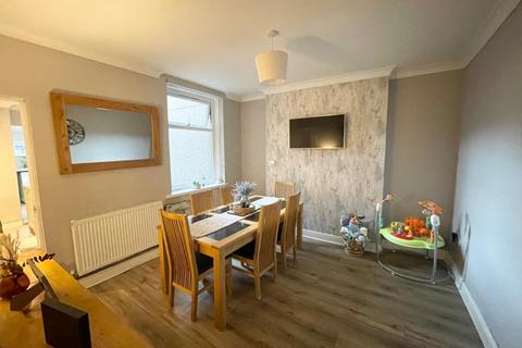 3 bedroom terraced house for sale, Grosvenor Road, Abertillery. NP131PA