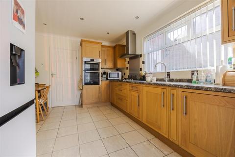 3 bedroom semi-detached bungalow for sale, Dolman Crescent, Scunthorpe