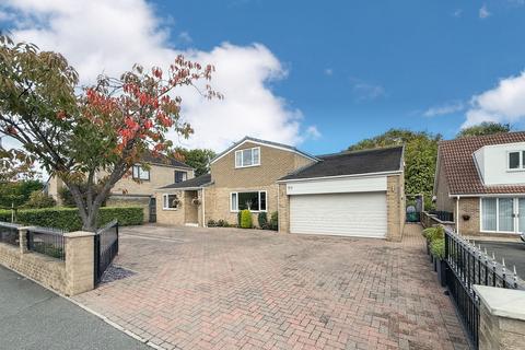 5 bedroom detached house for sale, The Generals Wood, Washington, NE38