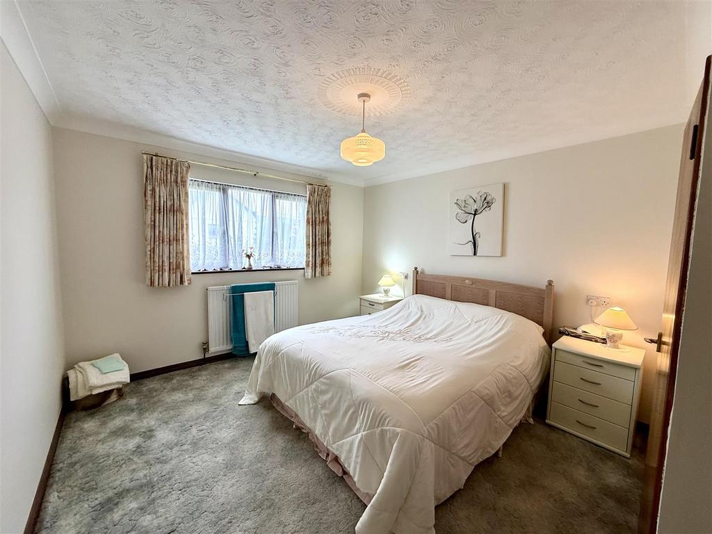 Main bedroom