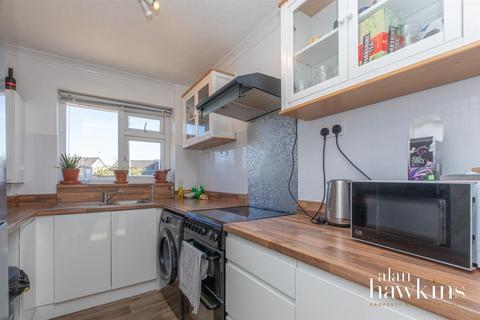 10 Masefield, Royal Wootton Bassett, Swindon, SN4 8JR
