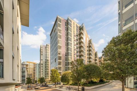 2 bedroom flat for sale, Eastfields Avenue, London SW18