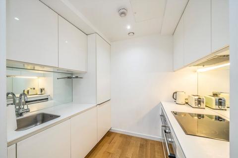 2 bedroom flat for sale, Eastfields Avenue, London SW18