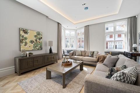 3 bedroom flat to rent, Kensington Court, Kensington, London, W8