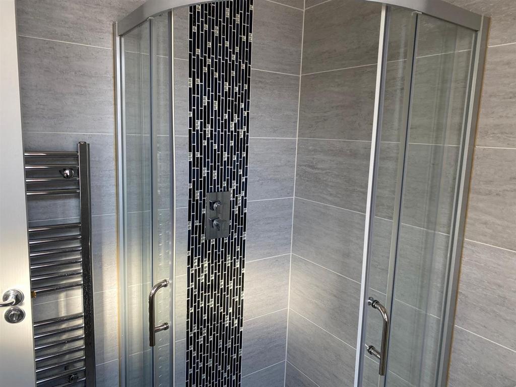 Shower.jpg