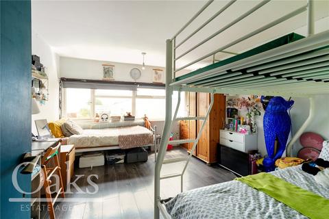 84 Caernarvon Close, Mitcham, CR4 1XE