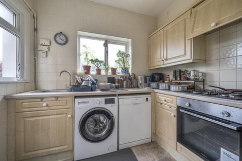 4 bedroom semi-detached house for sale, Bedford Avenue, Barnet, EN5