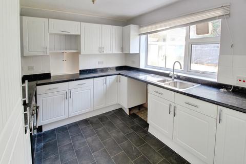 4 bedroom detached house to rent, Barnes Way, Peterborough PE4