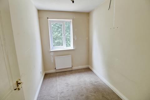 3 bedroom semi-detached house for sale, Farriers Court, Peterborough PE2
