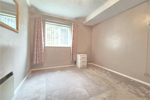 1 bedroom flat for sale, Brantwood Way, St Pauls Cray, Kent, BR5
