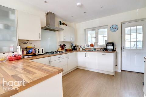 undefined, Aquarius Drive, Plymouth