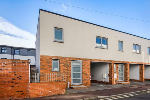 undefined, Grove Street, Cheltenham GL50