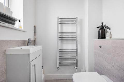 3 bedroom end of terrace house for sale, Grove Street, Cheltenham GL50