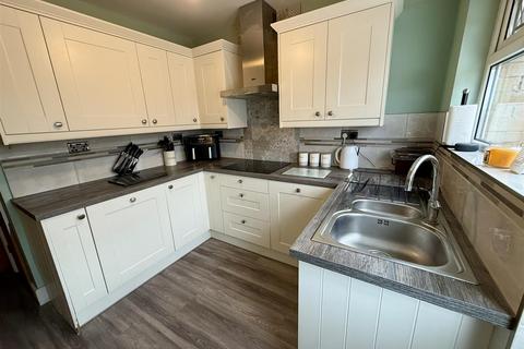 undefined, Thomas Avenue, Ponthenry, Llanelli