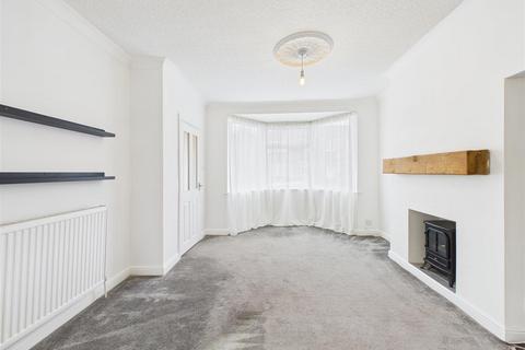 3 bedroom end of terrace house for sale, Seaton Road, Hessle
