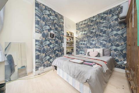 undefined, Greenford Avenue, London W7