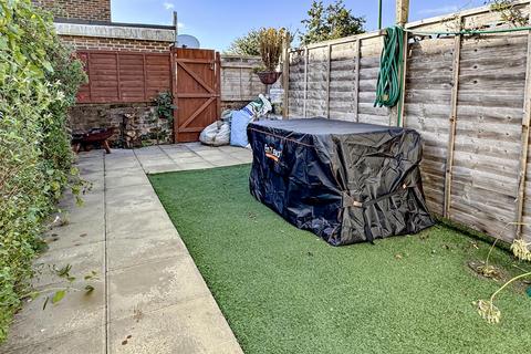 undefined, East Ham Road, Littlehampton BN17