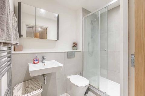 2 bedroom apartment for sale, Windsor Road, Slough SL1