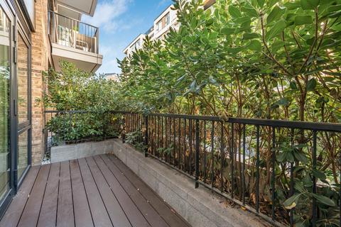 2 bedroom flat to rent, Savoy House, Fulham SW6