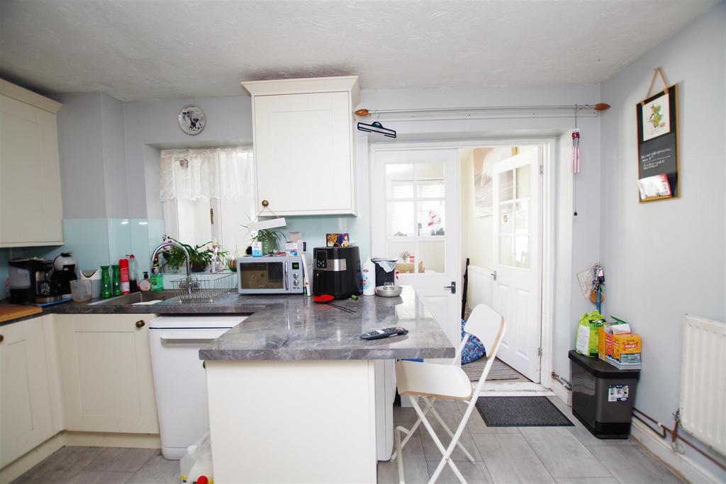 Kitchen/Breakfast