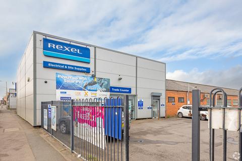 Warehouse to rent, Wheatley Hall Rd Doncaster DN2 4LP