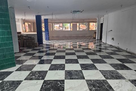 Hospitality to rent, Colham House, Bakers Road Uxbridge UB8 1RG