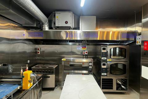 Restaurant to rent, 643 High Rd London N17 8AA