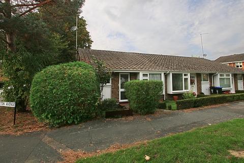 undefined, Creston Avenue, Knaphill, Woking, GU21 2NE