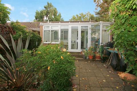 undefined, Creston Avenue, Knaphill, Woking, GU21 2NE